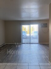 201 Charleston Blvd in Macomb, IL - Building Photo - Building Photo