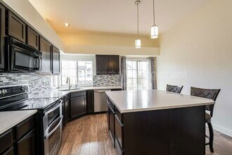 9985 E Hawaii Pl in Denver, CO - Building Photo - Building Photo