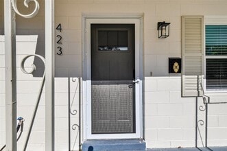 423 E 10th Ave in Mount Dora, FL - Building Photo - Building Photo