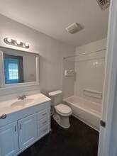 302 Loy Dr in San Antonio, TX - Building Photo - Building Photo
