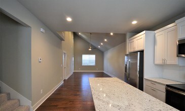 2019 S Florida Way in Fayetteville, AR - Building Photo - Building Photo