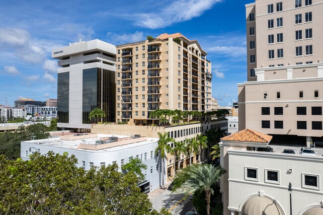 Gables Park Tower in Miami, FL - Foto de edificio - Building Photo