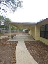 7219 Marble Creek Dr in San Antonio, TX - Building Photo - Building Photo