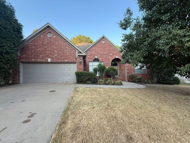 3200 Mossy Creek Dr