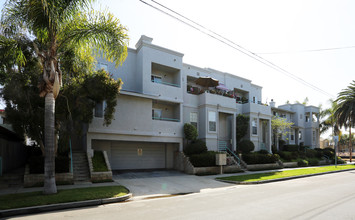 Casa del Rey Mar in Oceanside, CA - Foto de edificio - Building Photo