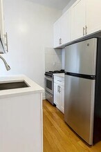 126 Elizabeth St in New York, NY - Building Photo - Building Photo