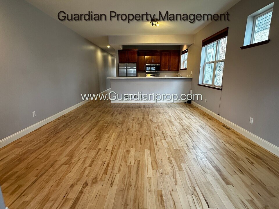 3238 Garfield Ave in Minneapolis, MN - Building Photo