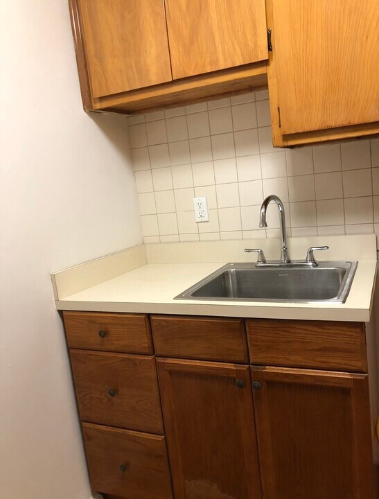 6148 219th St, Unit walking in Oakland Gardens, NY - Building Photo