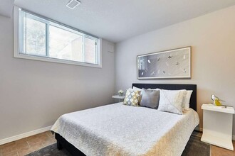 406 Karn St in Kitchener, ON - Building Photo - Building Photo
