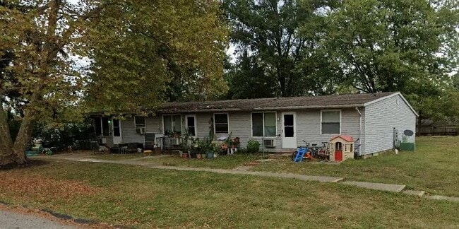 property at 401 Marshall Ave