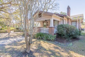 1040 Cherry St in Jacksonville, FL - Building Photo - Building Photo