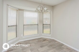 3652 Village Green Dr in Grand Prairie, TX - Building Photo - Building Photo