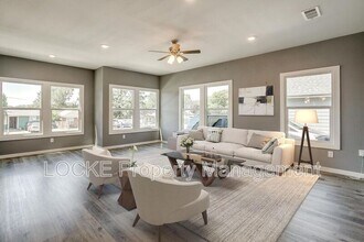 1117 E Cantey St in Fort Worth, TX - Building Photo - Building Photo