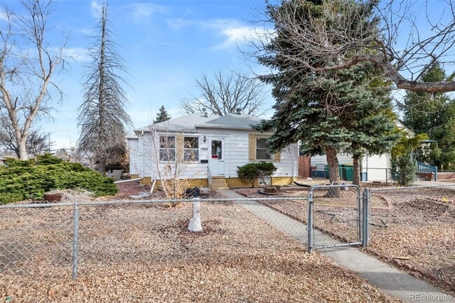 property at 1994 Macon St