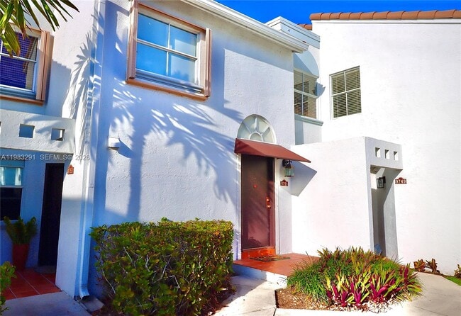 9751 NW 48th Terrace