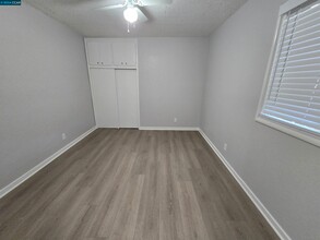 515 Richardson St in Martinez, CA - Building Photo - Building Photo