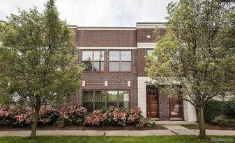 76 W Bethune St, Unit Private in Detroit, MI - Building Photo