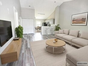 3651 N Goldenrod Rd, Unit 205 in Winter Park, FL - Foto de edificio - Building Photo