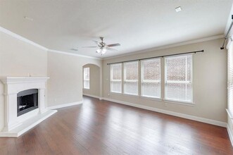 1320 Lauren Creek Ln in McKinney, TX - Foto de edificio - Building Photo