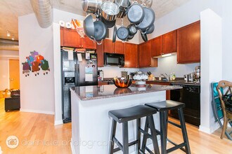 1000 N Kingsbury St in Chicago, IL - Building Photo - Building Photo