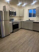 512-512 E 3rd St in Warden, WA - Building Photo