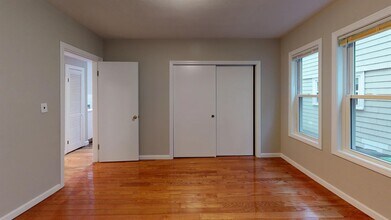 5 Edgar Ter, Unit 3 in Somerville, MA - Foto de edificio - Building Photo