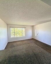 8026 Juniper Ave in Fontana, CA - Building Photo - Building Photo