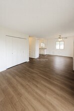 747 N Philadelphia St in Anaheim, CA - Building Photo - Building Photo