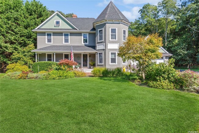 property at 105 Ole Jule Ln