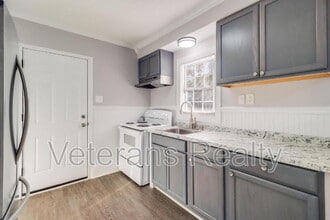 1772 Corley St in Biloxi, MS - Building Photo - Building Photo