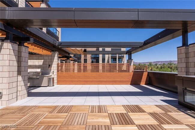 property at 2460 E Serene Ave