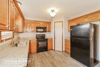 300 NW 110th St in Kansas City, MO - Building Photo - Building Photo