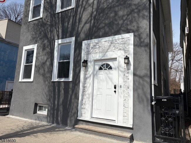 456 Harrison St in Passaic, NJ - Building Photo - Building Photo