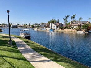 5004 Shorebird Dr in Bakersfield, CA - Building Photo - Building Photo