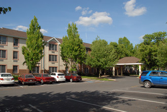 Village Garden Apartments in Lititz, PA - Building Photo - Building Photo