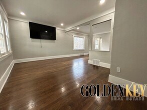 2960 Kendall St in Detroit, MI - Foto de edificio - Building Photo