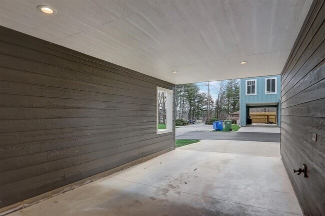 1 W Citra St in Asheville, NC - Foto de edificio - Building Photo
