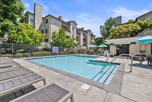 Verandas in Union City, CA - Building Photo