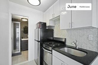 534 E 14th St in New York, NY - Building Photo - Building Photo