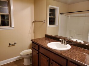 2504 Millwood Cir SE in Huntsville, AL - Building Photo - Building Photo