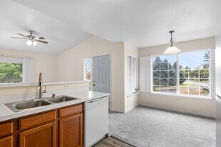 9934 E Carolina Cir, Unit 204 in Aurora, CO - Building Photo