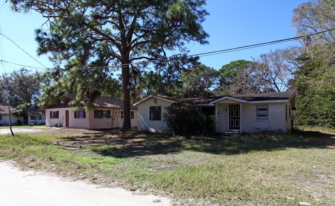 3209-3231 Broadway in Ft. Myers, FL - Foto de edificio