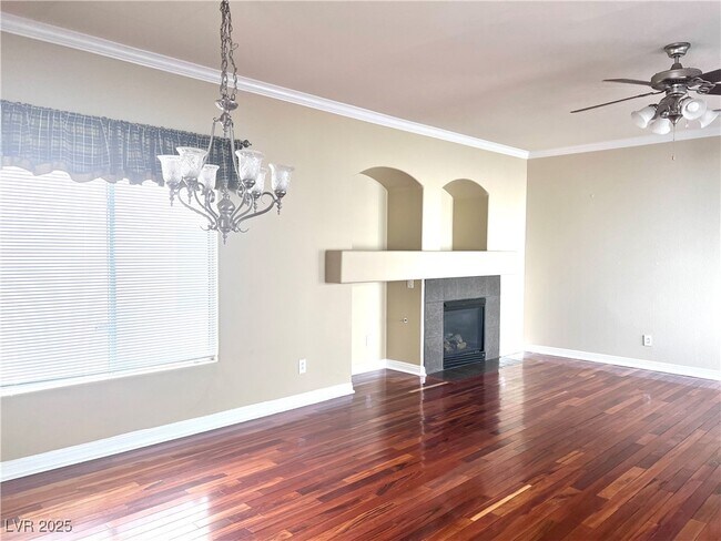 8964 Tom Noon Ave in Las Vegas, NV - Building Photo - Building Photo