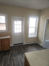 154 Prospect St in Norwich, CT - Building Photo - Building Photo
