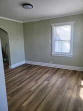 14001 Lamon Ave in Crestwood, IL - Building Photo - Building Photo