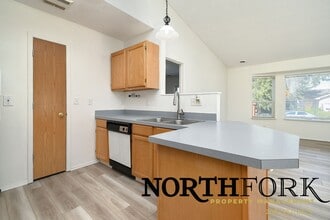 2667 E Mendota Dr in Boise, ID - Building Photo - Building Photo
