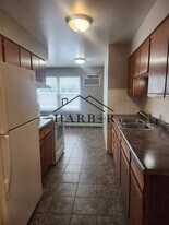 202 11th Ave NW in Austin, MN - Building Photo