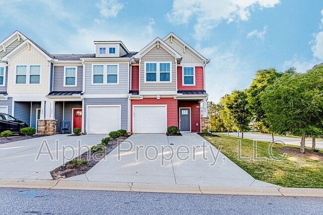 400 Pangel Ln in Duncan, SC - Building Photo - Building Photo
