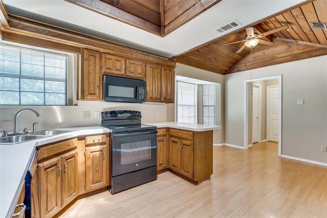 property at 1001 Jorgenson Rd