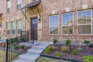 326 Shasta Dr in Lewisville, TX - Building Photo - Building Photo